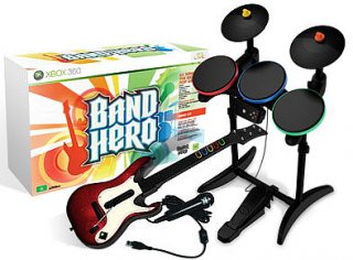 Диск Band Hero Band Kit (Игра + Гитара + Барабаны + Микрофон) [X360]