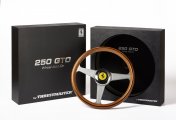 Скриншот № 0 из игры Thrustmaster Съемное рулевое колесо Ferrari 250 GTO Wheel