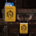 Скриншот № 3 из игры Дорожный набор Гарри Поттер Пуффендуй (обложка для паспорта, бирка для чемодана)